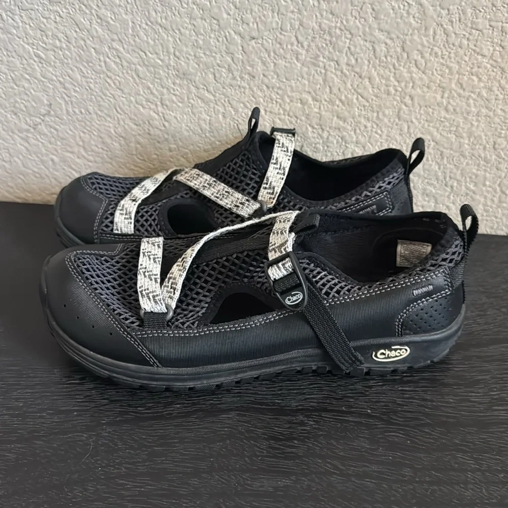 Chaco Odyssey Black Kids/Youth‎ Sneaker Sandals Size 6